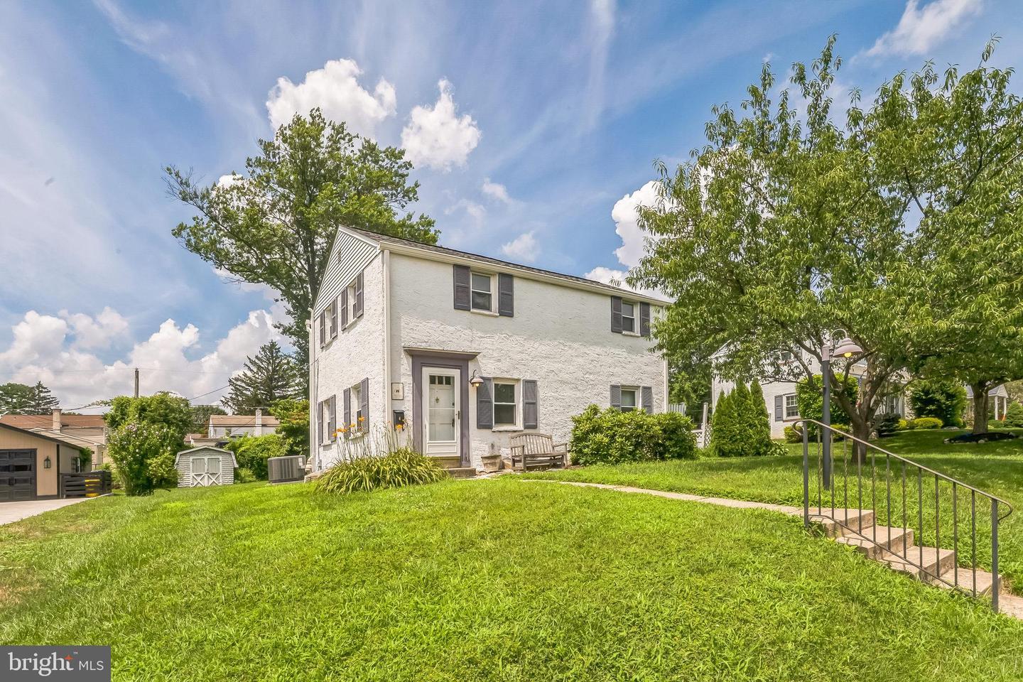 Property Photo:  205 Lyster Road  PA 19075 