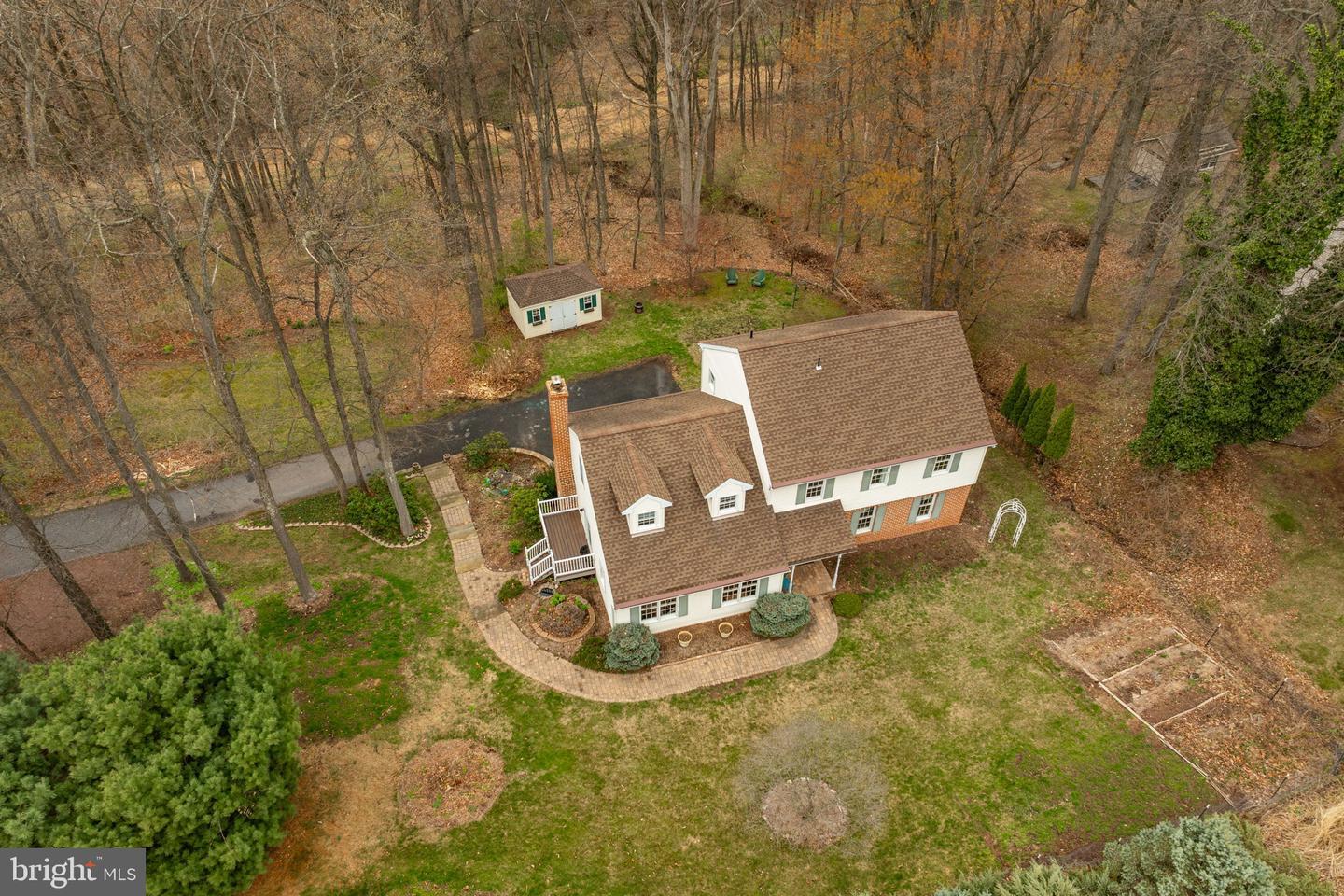 Property Photo:  5 Charcoal Lane  PA 19540 