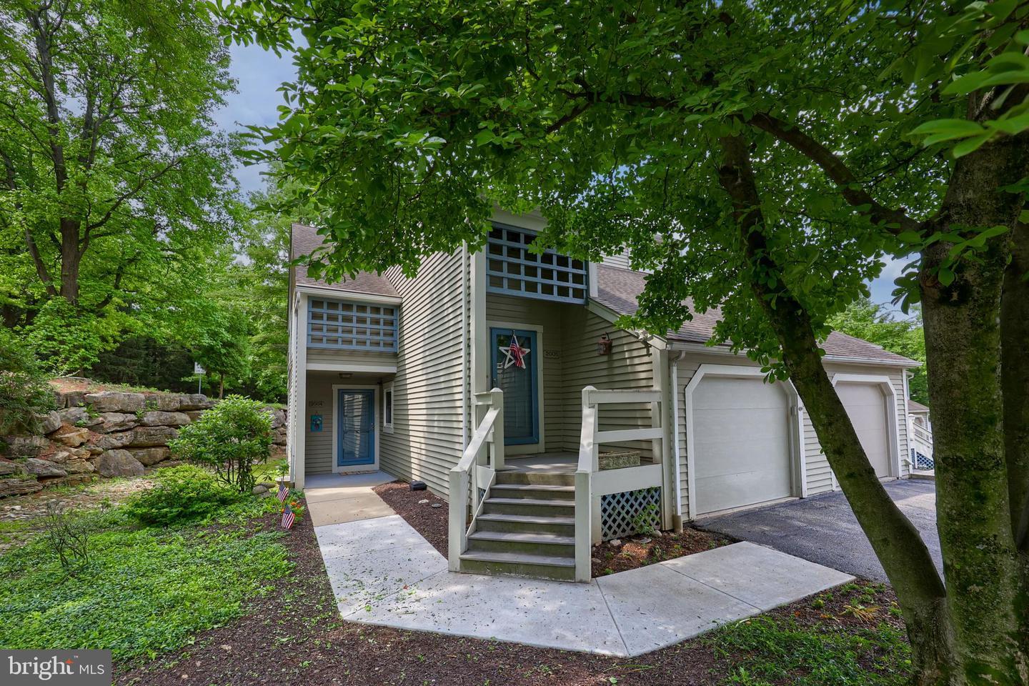 Property Photo: 2005 Meadow Glen PA 19610