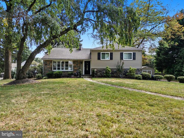 Property Photo: 328 W Conestoga Road PA 19333