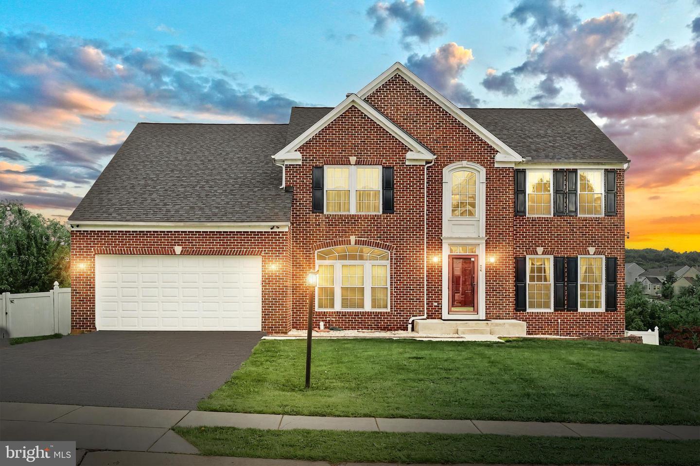 24 Louvain Drive  Hanover PA 17331 photo