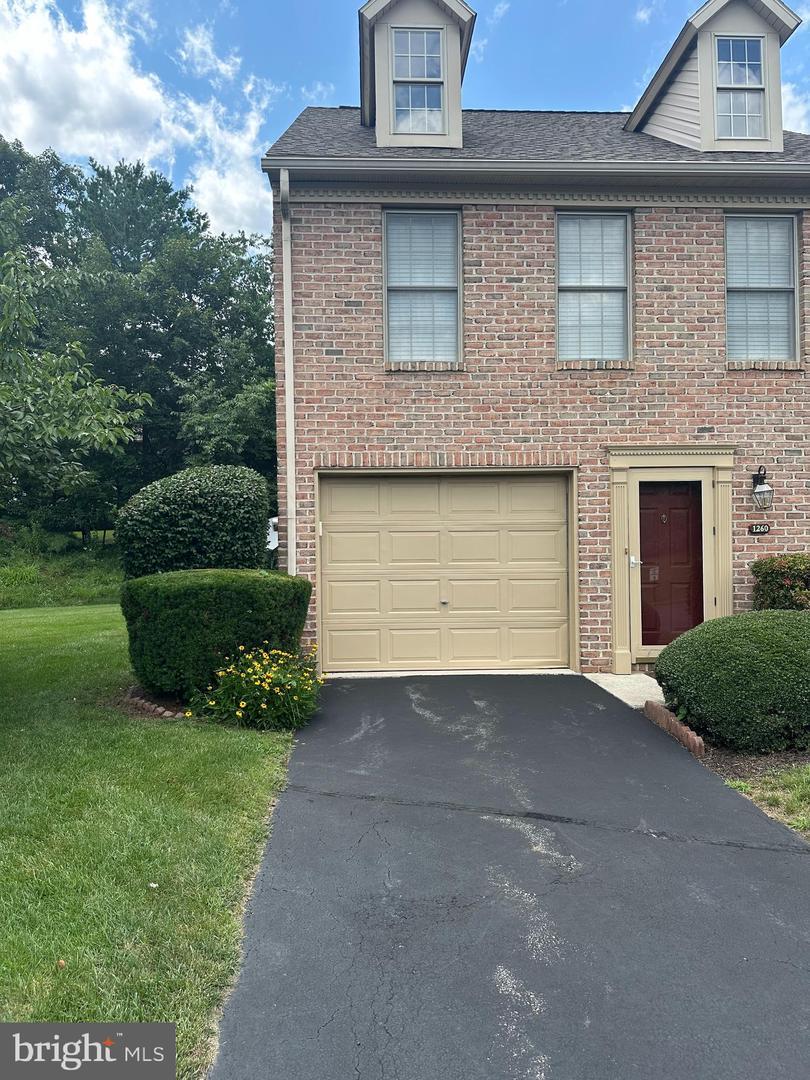 1260 Timber View Drive  Mechanicsburg PA 17050 photo