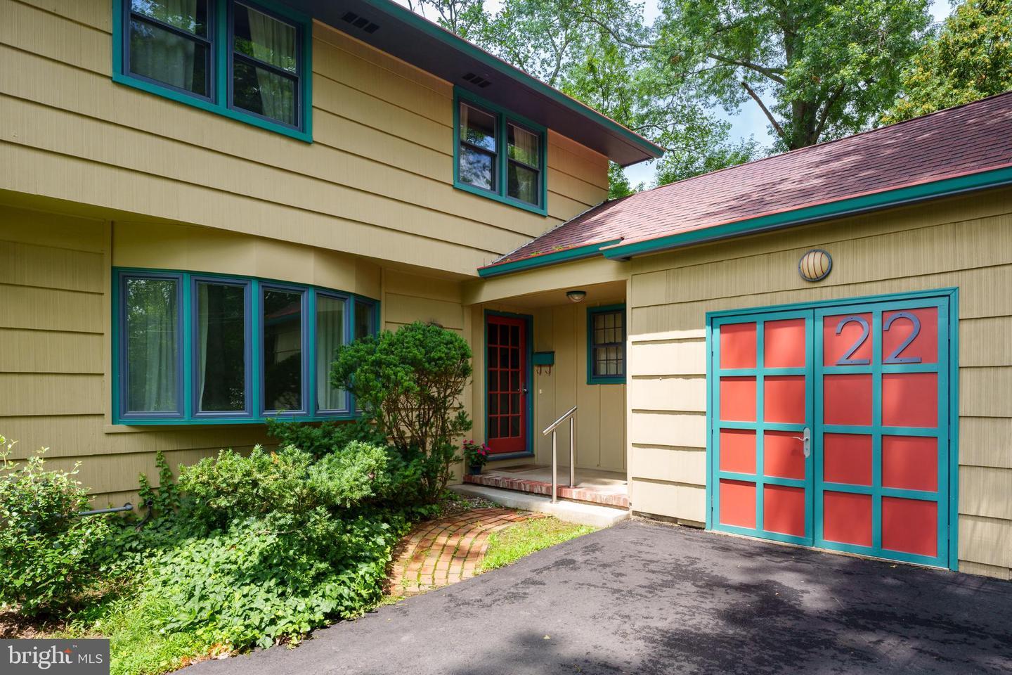 Property Photo:  22 Valley Road  NJ 08540 