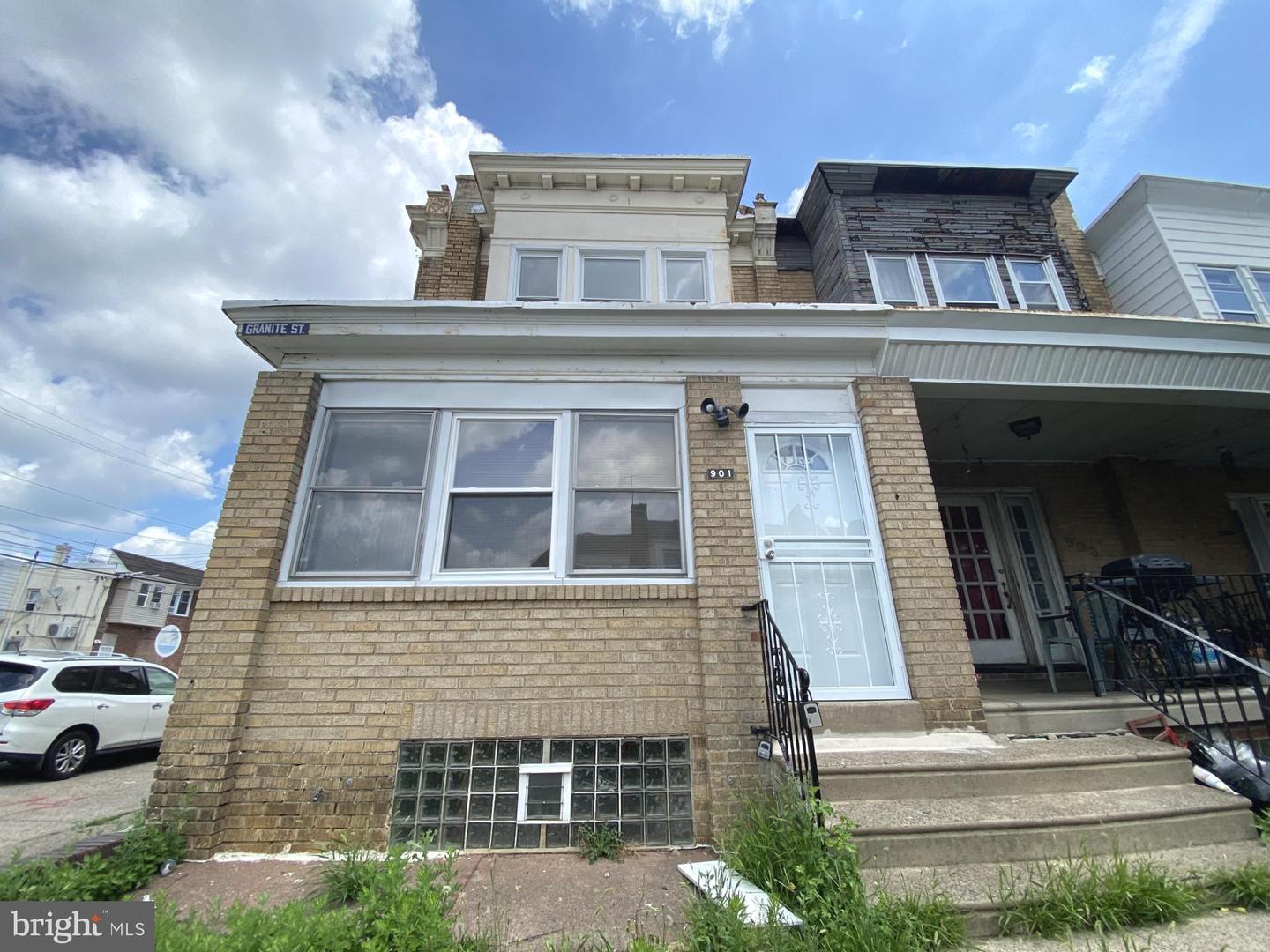 Property Photo: 901 Granite Street PA 19124