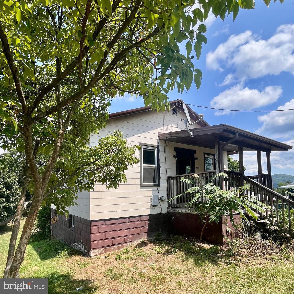 Property Photo: 14620 Redwood Street MD 21502