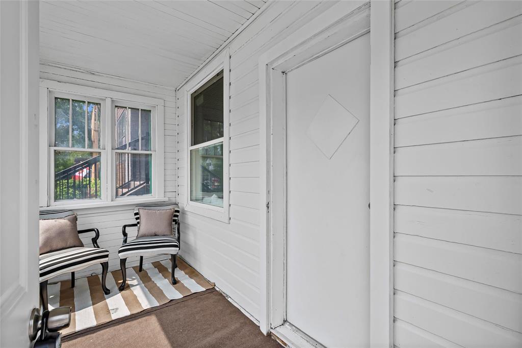 Property Photo: 717 Lorette Avenue MB R3M 1T8