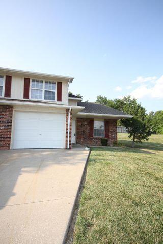 Property Photo: 1703 Steamboat Ln MO 65201