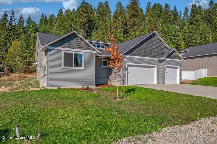 Property Photo:  301 Durango Lane  ID 83856 