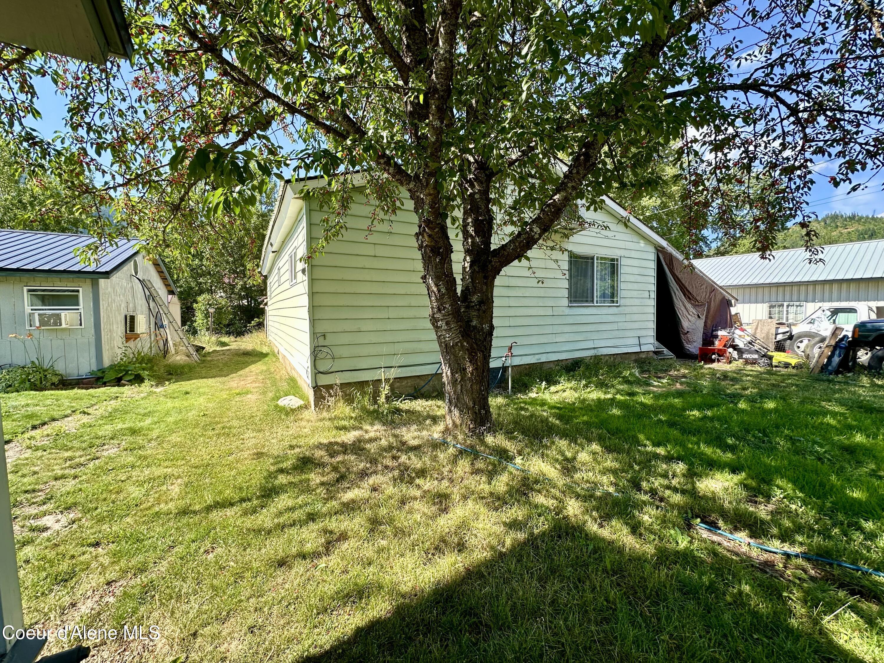 Property Photo: 612 Earle St ID 83846