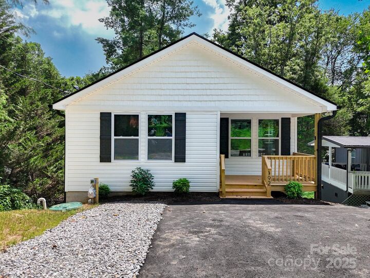 Property Photo: 192 Appalachian Way NC 28806
