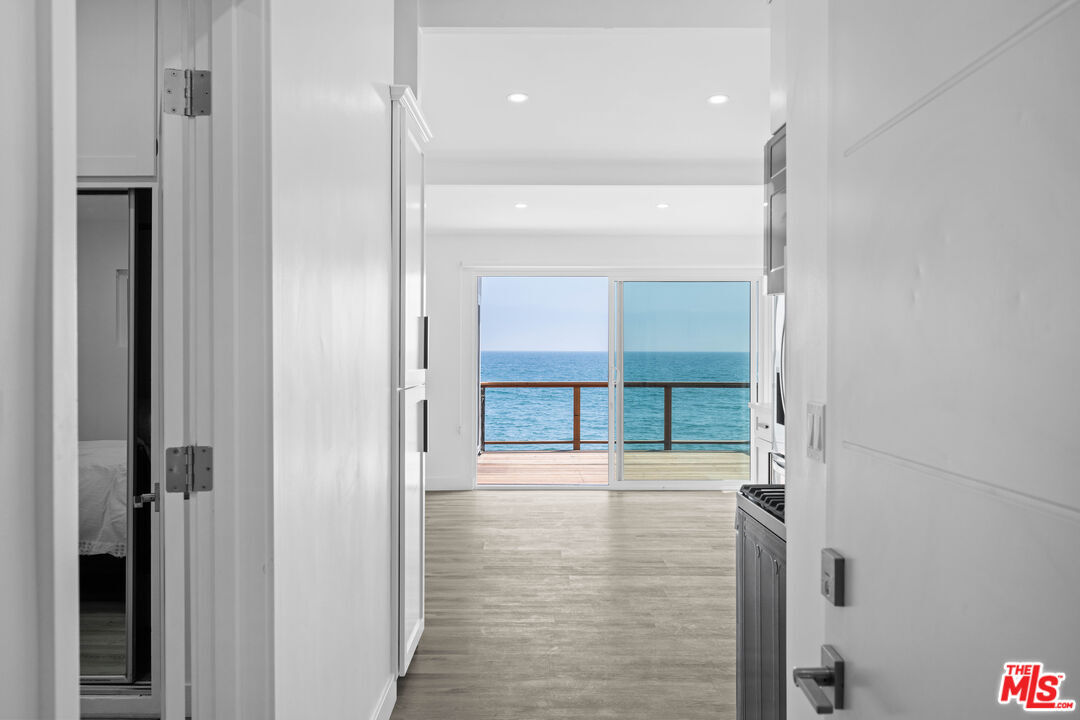 Property Photo: 25154 Malibu Rd CA 90265
