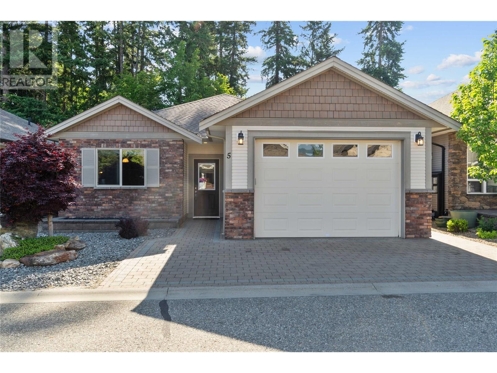 2850 7th Avenue Northeast 5  Salmon Arm BC V1E 0B7 photo