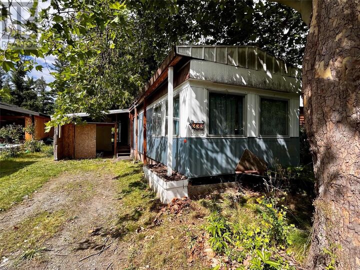 Property Photo:  222 2nd Avenue  BC V0G 1S0 