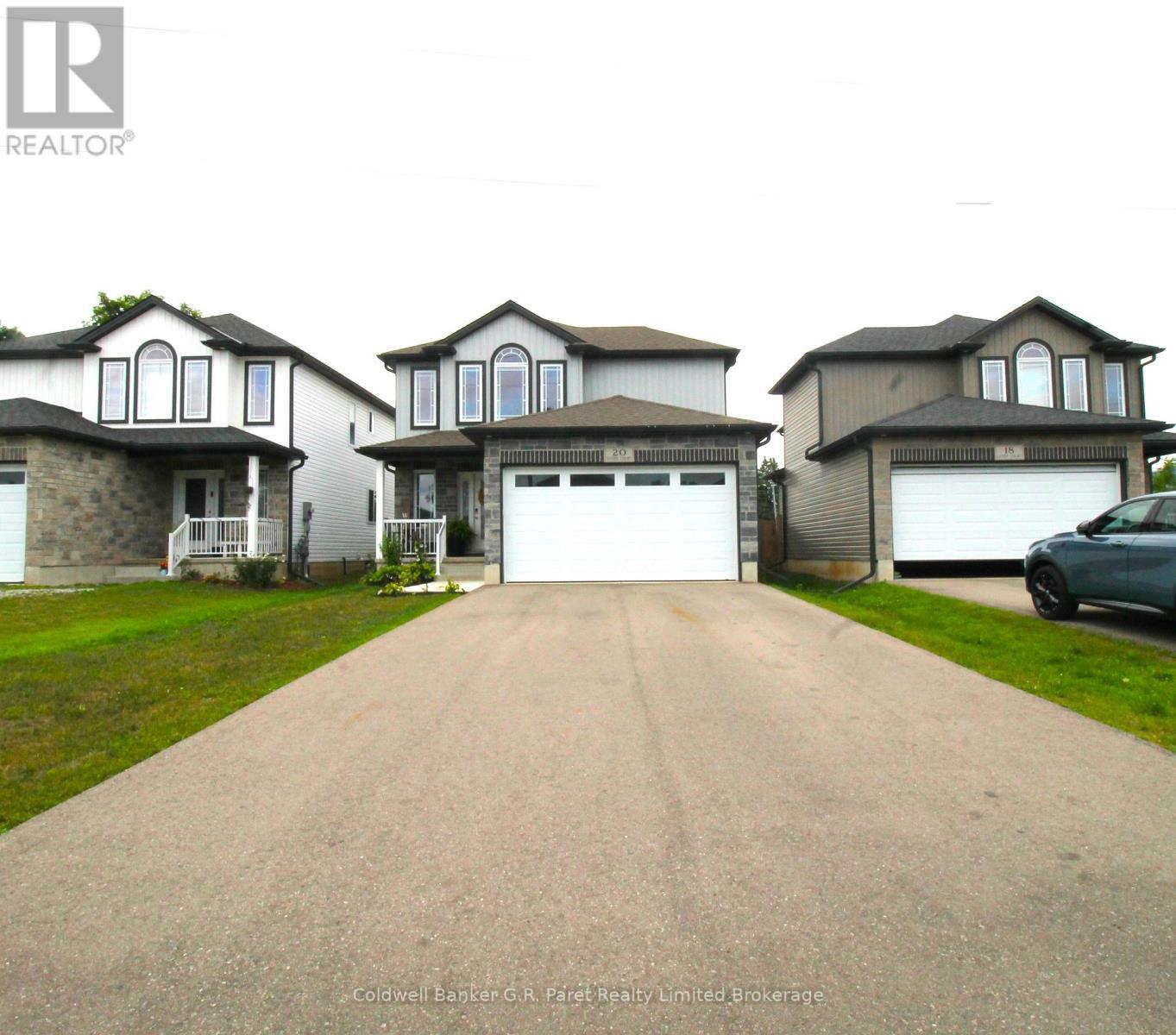 Property Photo: 20 Sandy Court ON N4G 0H6