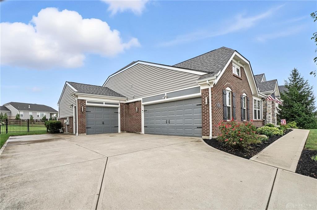 Property Photo: 2957 Renaissance Boulevard OH 45005