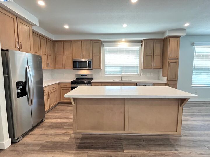 Property Photo: 28882 Miranda St. CA 94544