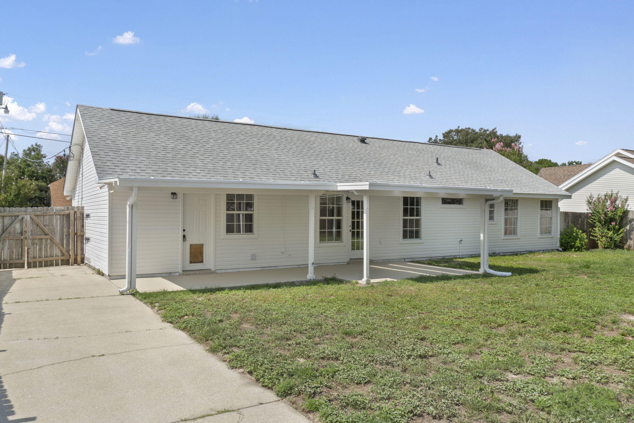 Property Photo: 4708 Constellation Drive FL 32563