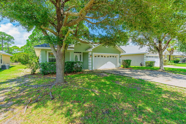 Property Photo: 138 S Harborview Road FL 32459