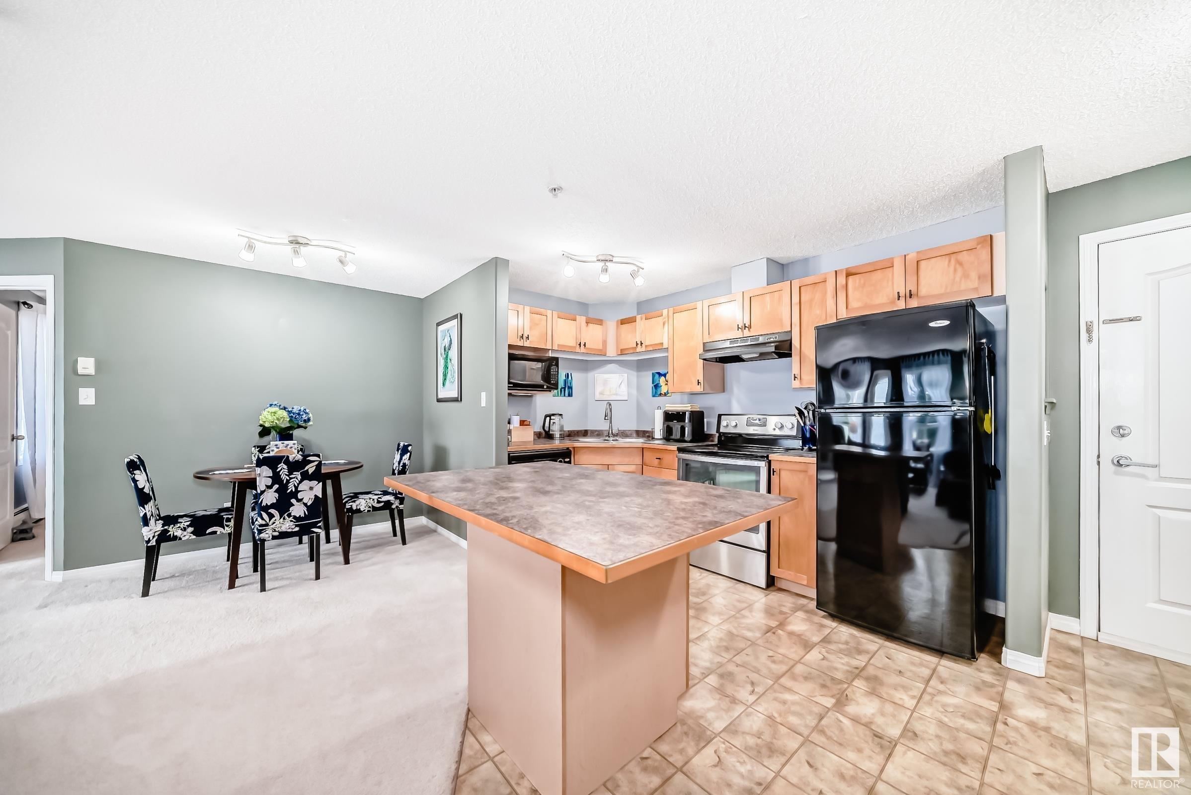Property Photo:  5340 199 Street NW 205  AB T6M 0A5 