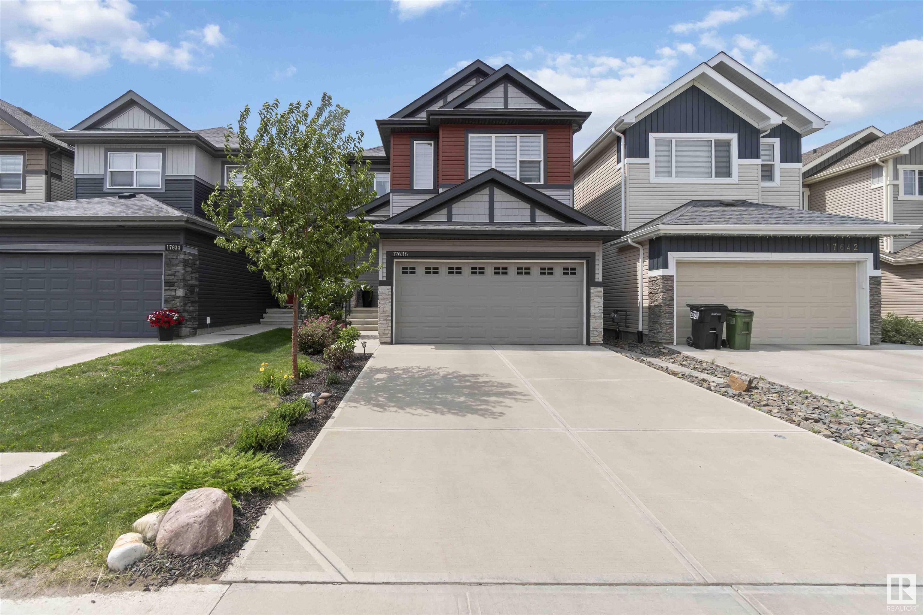 Property Photo: 17638 63A Street NW AB T5Y 0Y8
