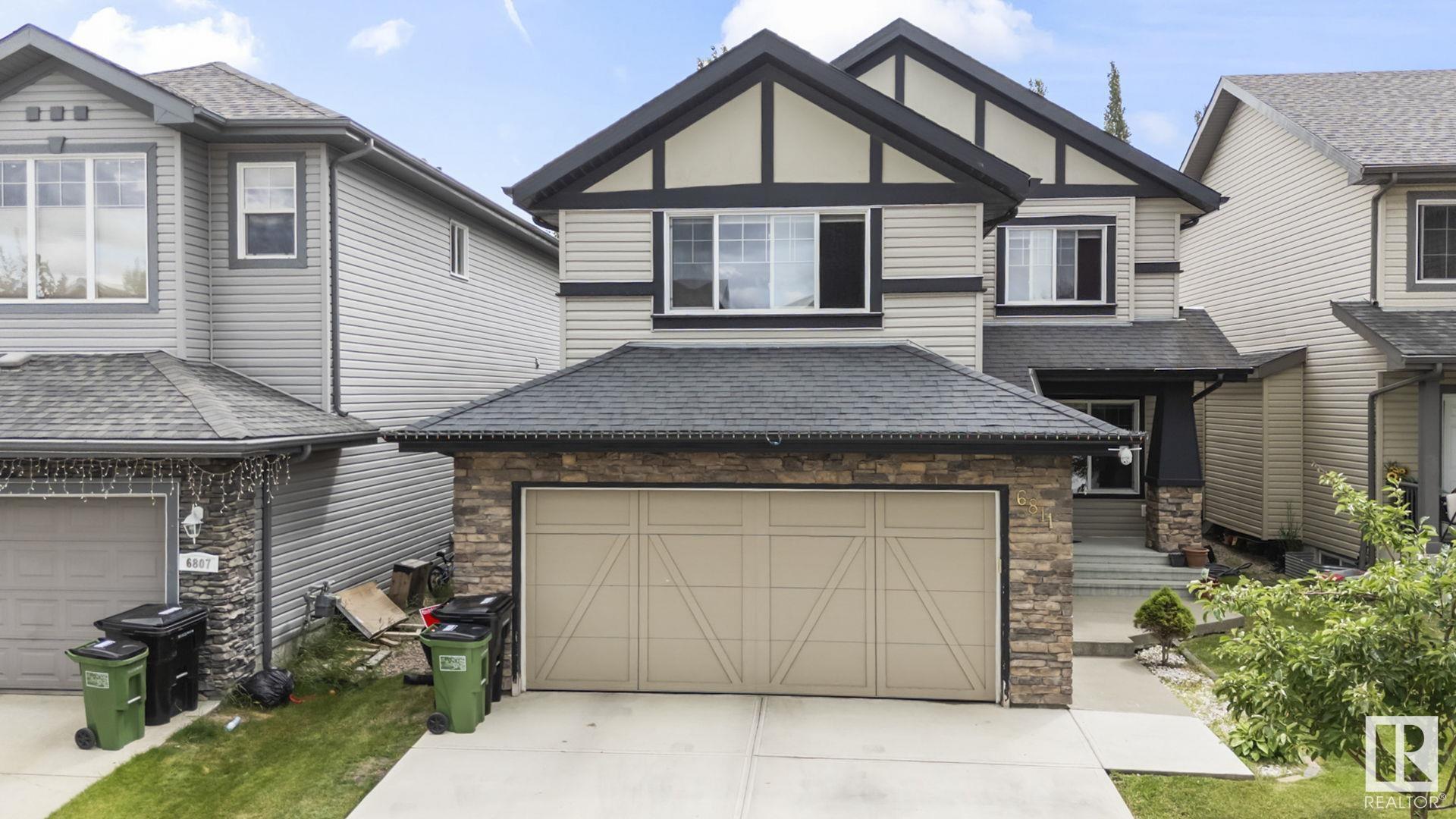 Property Photo:  6811 19 Avenue SW  AB T6X 0L8 