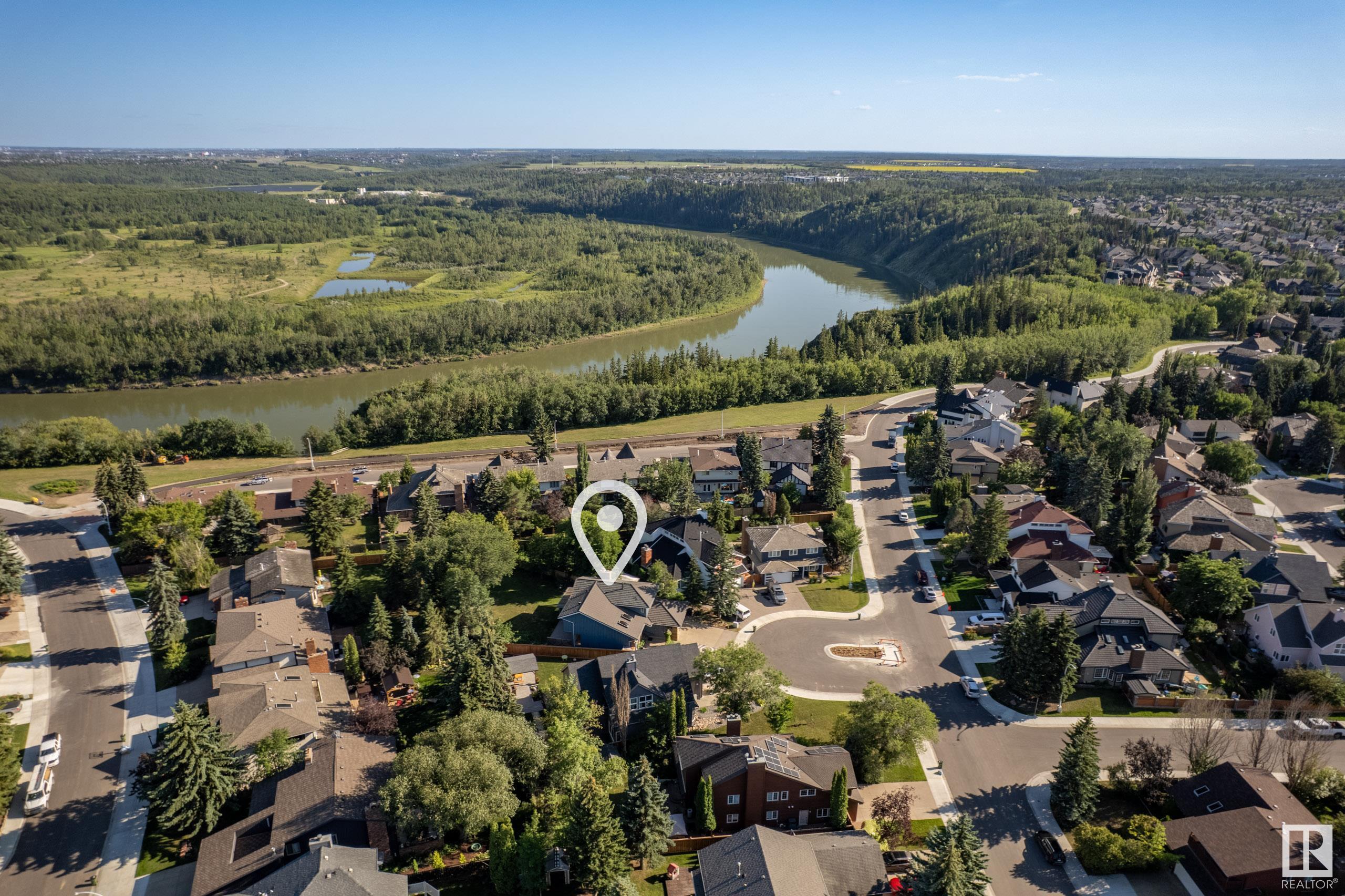 Property Photo:  5503 174 Street NW  AB T6M 1E2 