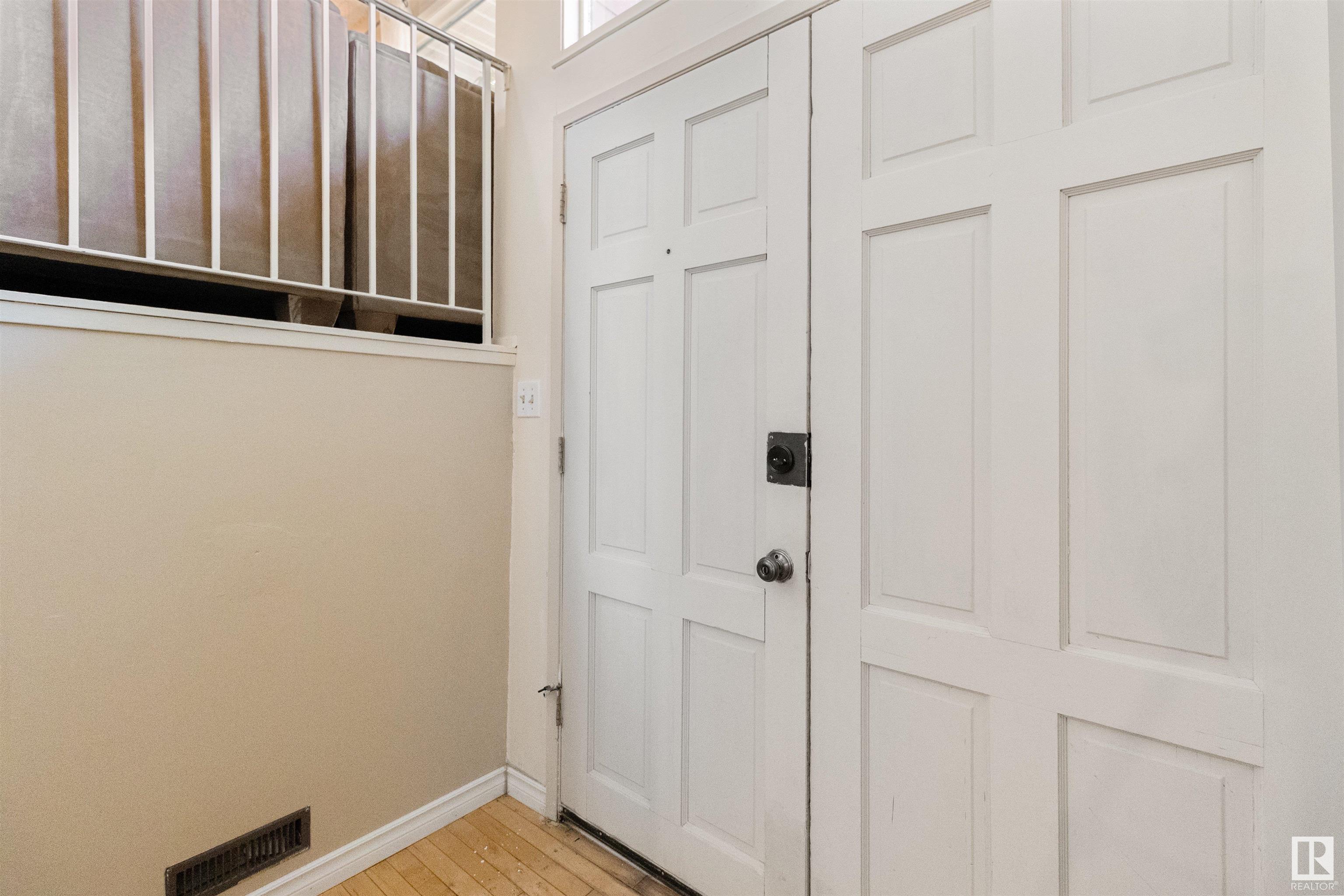 Property Photo:  14203 22 Street NW  AB T5Y 1E4 