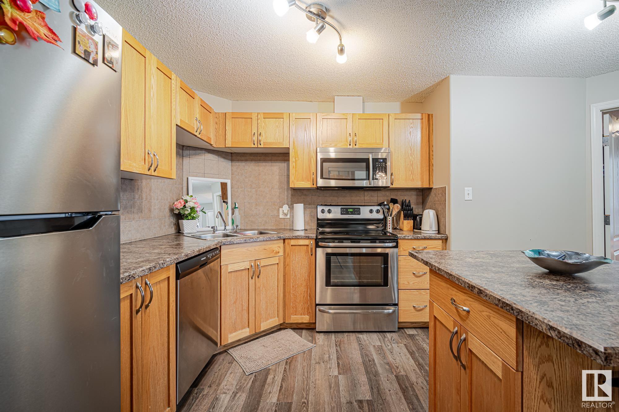Property Photo:  330 Clareview Station Drive NW 1124  AB T5Y 0E6 