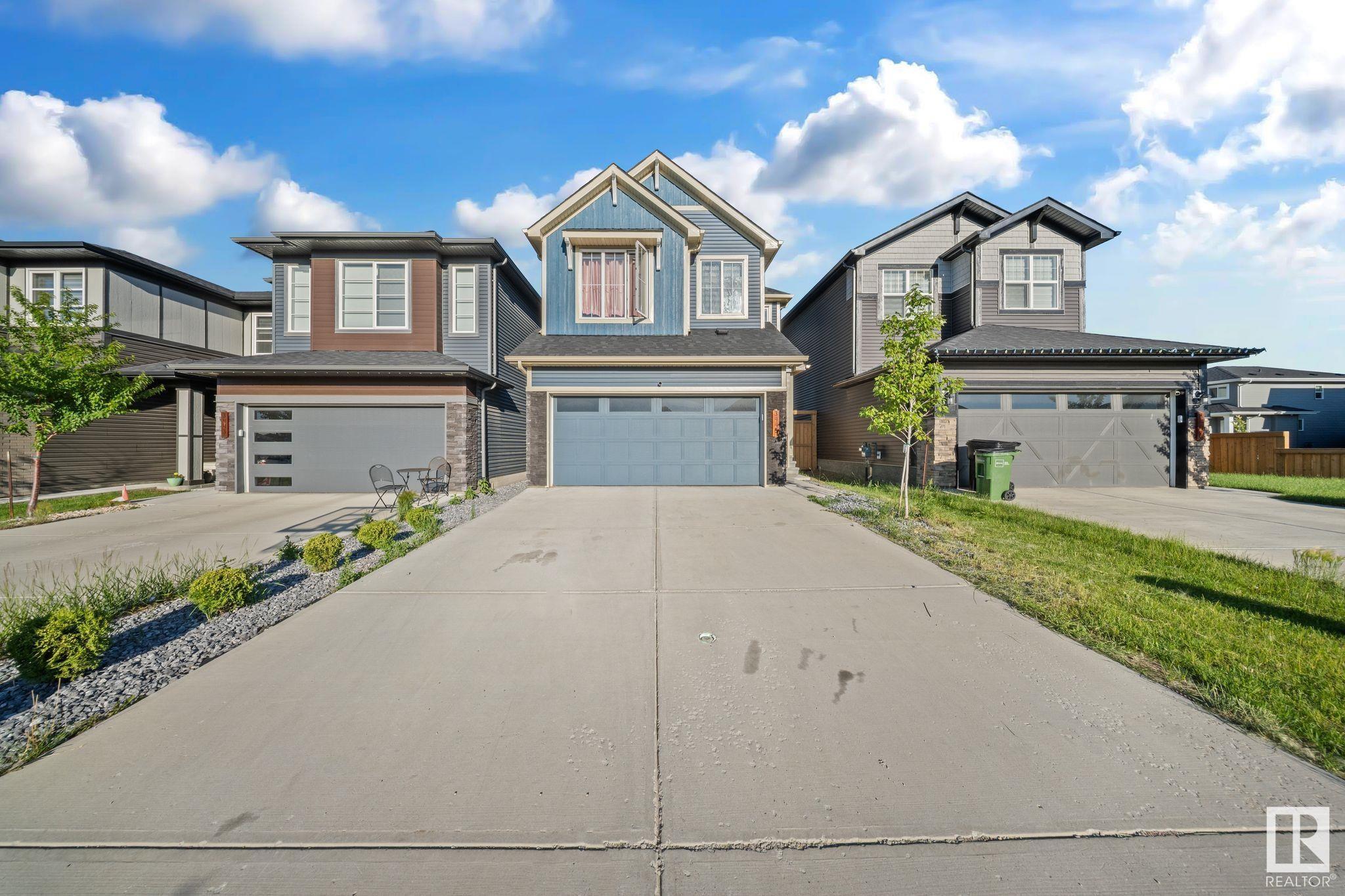 3445 Checknita Terrace SW  Edmonton AB T6W 4W5 photo