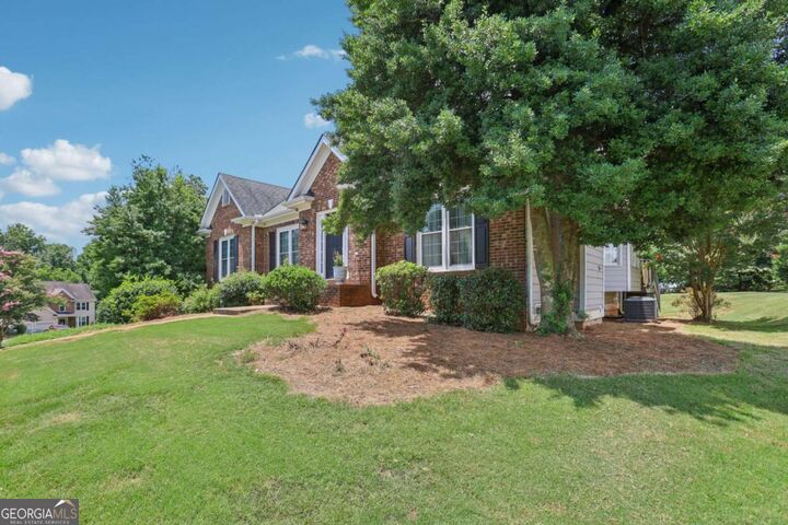 Property Photo: 3725 Morning Crest Way GA 30041