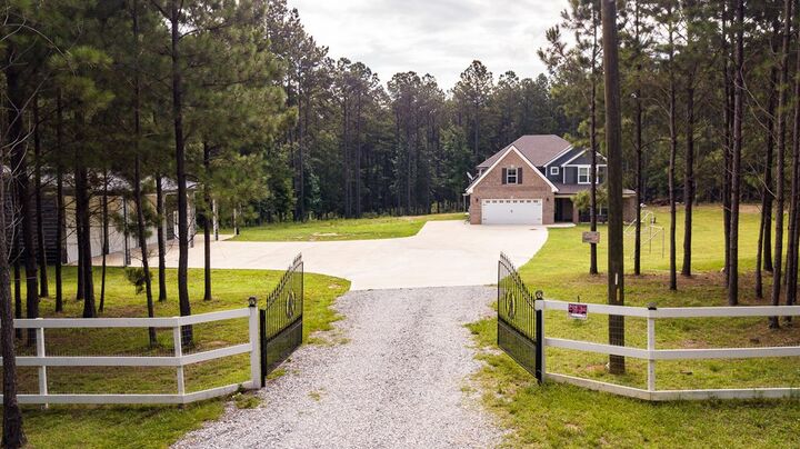Property Photo:  179 County Road 0071  GA 31831