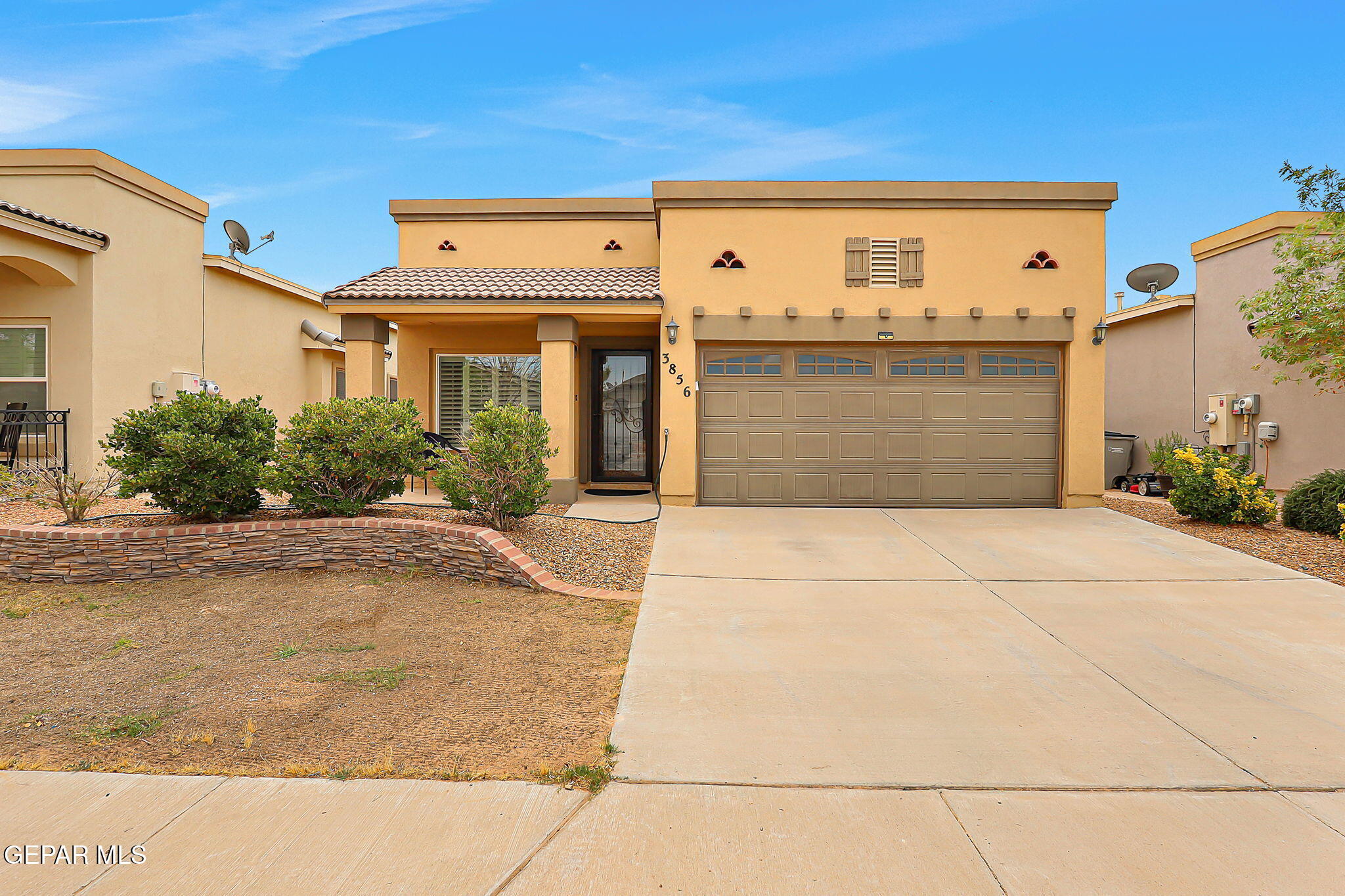3856 Loma Brisa Drive  El Paso TX 79938 photo