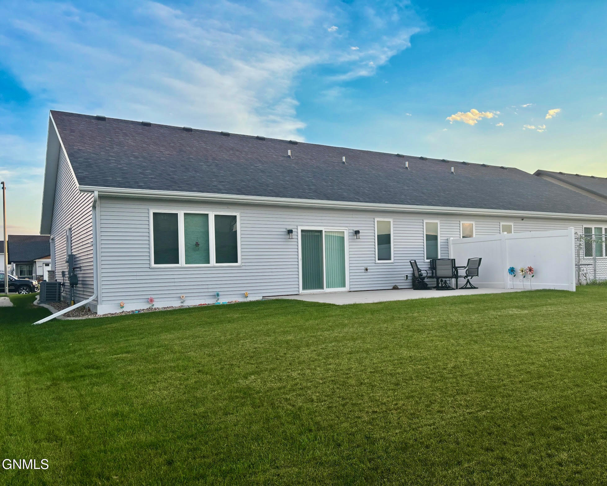 Property Photo:  3714 Gale Circle Circle SE  ND 58554 