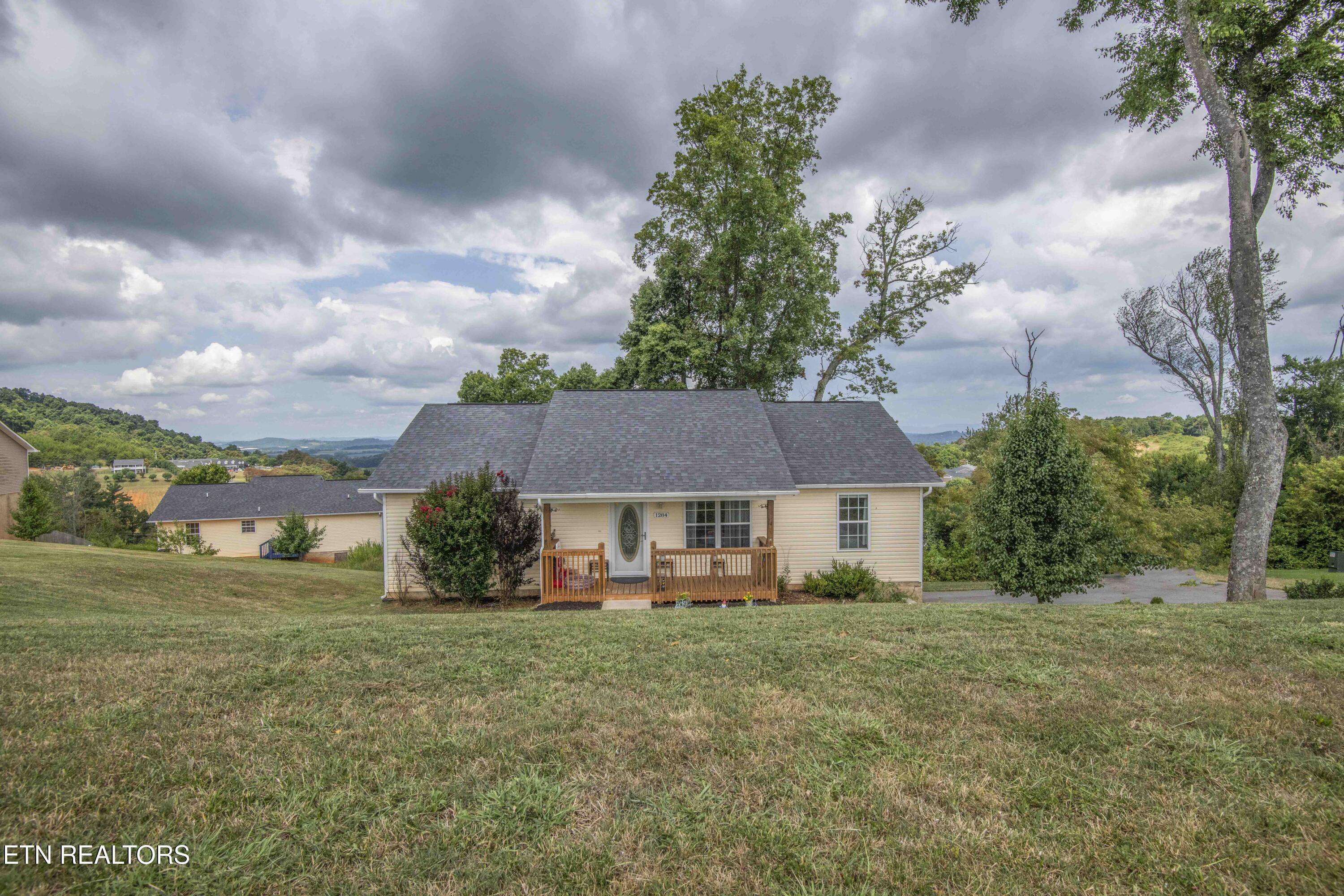 Property Photo: 1284 Jessica Loop TN 37760