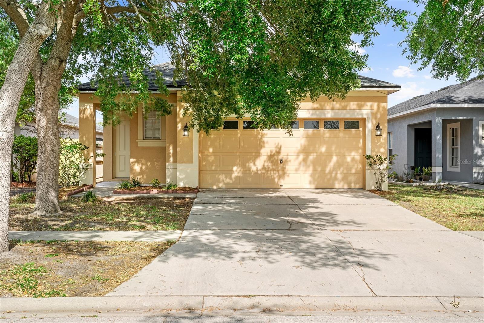 Property Photo: 8420 Deer Chase Drive FL 33578