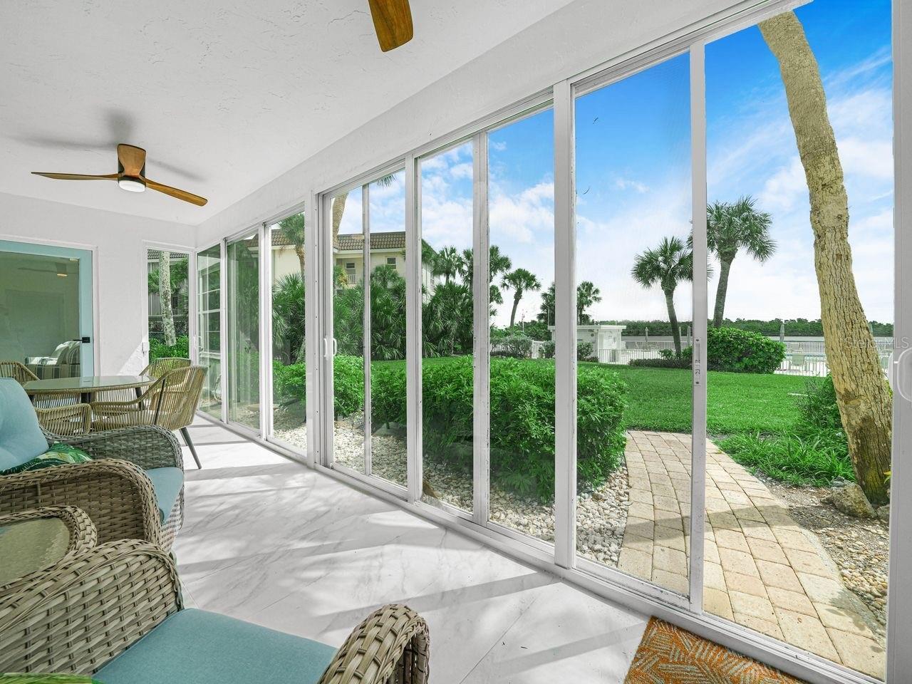 Property Photo: 605 Sutton Place 101 FL 34228