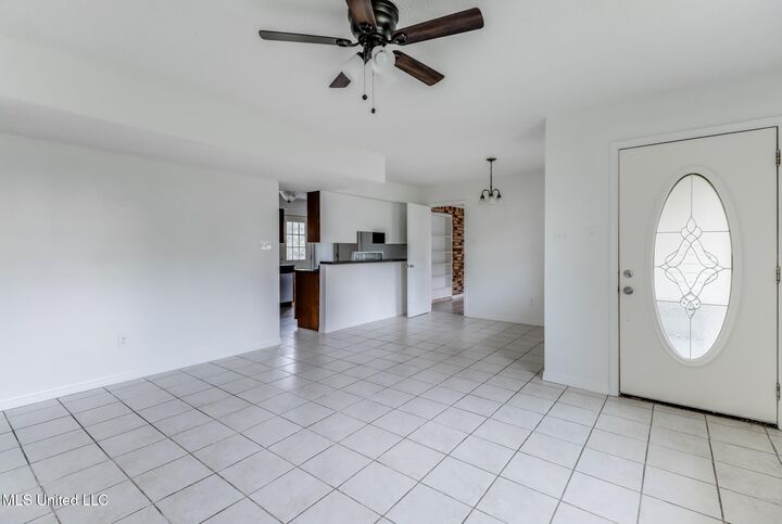 Property Photo:  212 Seventh Street  MS 39520 
