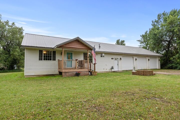 Property Photo:  404 5th Ave  ND 58759 