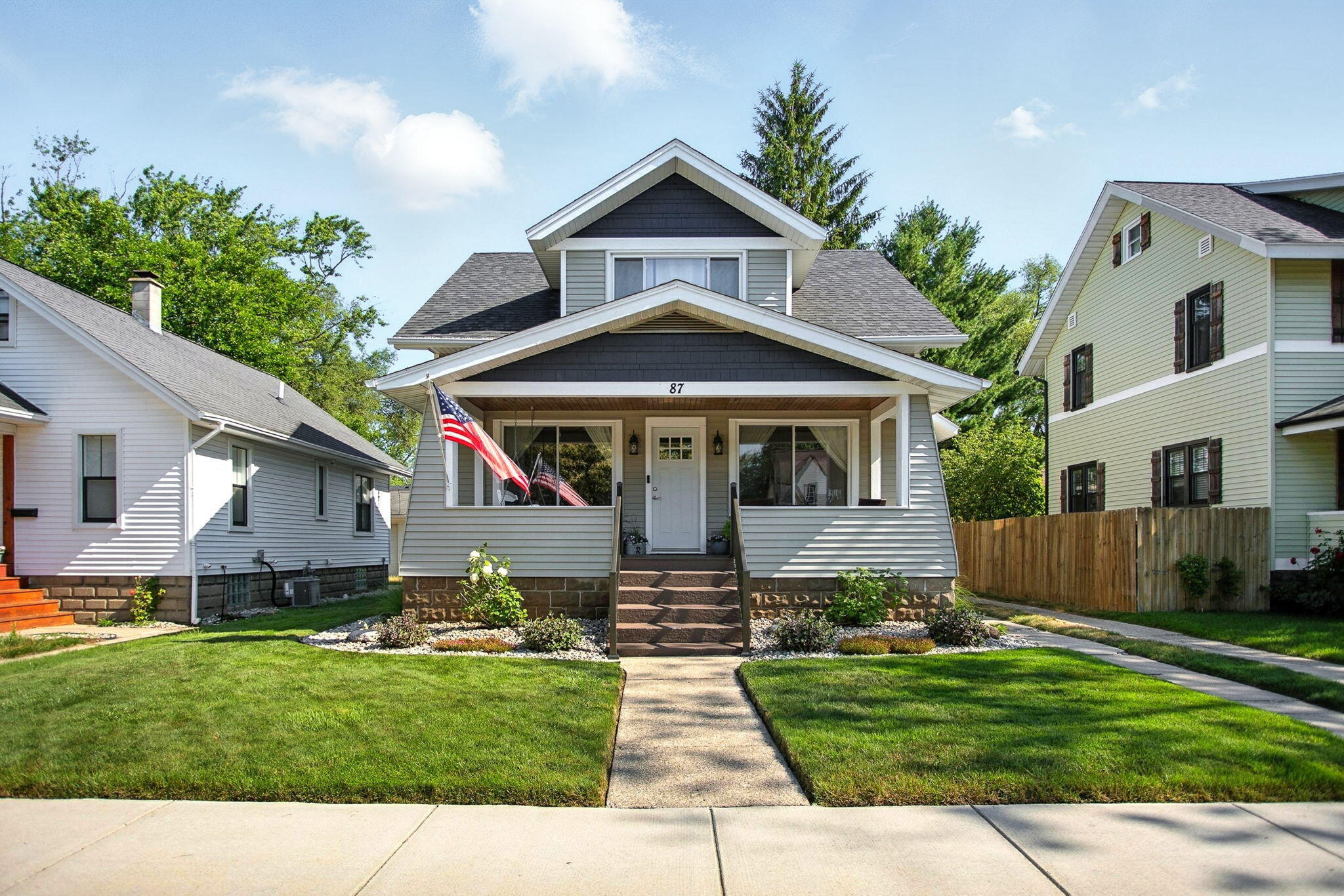 Property Photo: 87 W 20th Street MI 49423