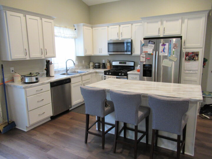 Property Photo:  111 Depot Hill Court  MI 49010 