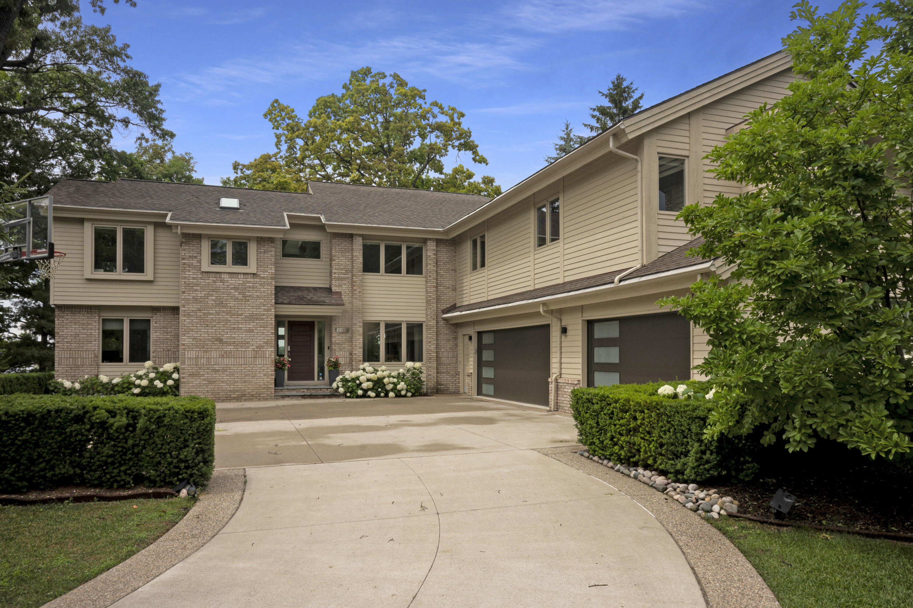 Property Photo:  2380 Galaxy Way  MI 48360 