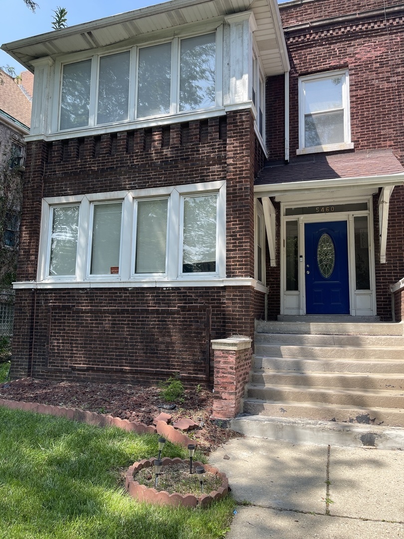 Property Photo: 5460 W Ferdinand Street IL 60644