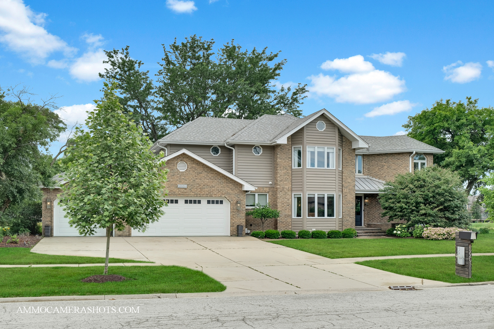Property Photo: 3901 White Eagle Drive IL 60564