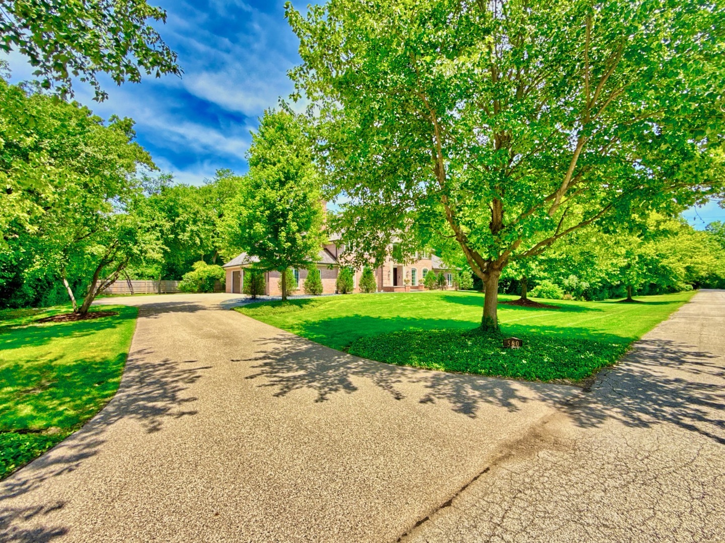 Property Photo:  560 Jacqulyn Lane  IL 60045 