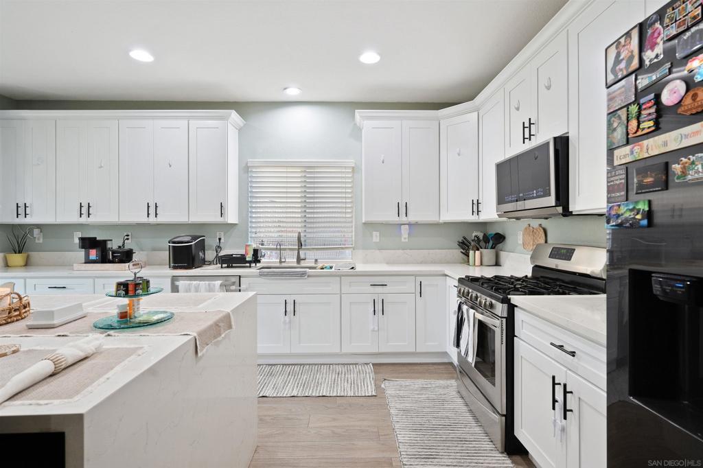 Property Photo: 29330 Wrangler Dr CA 92563