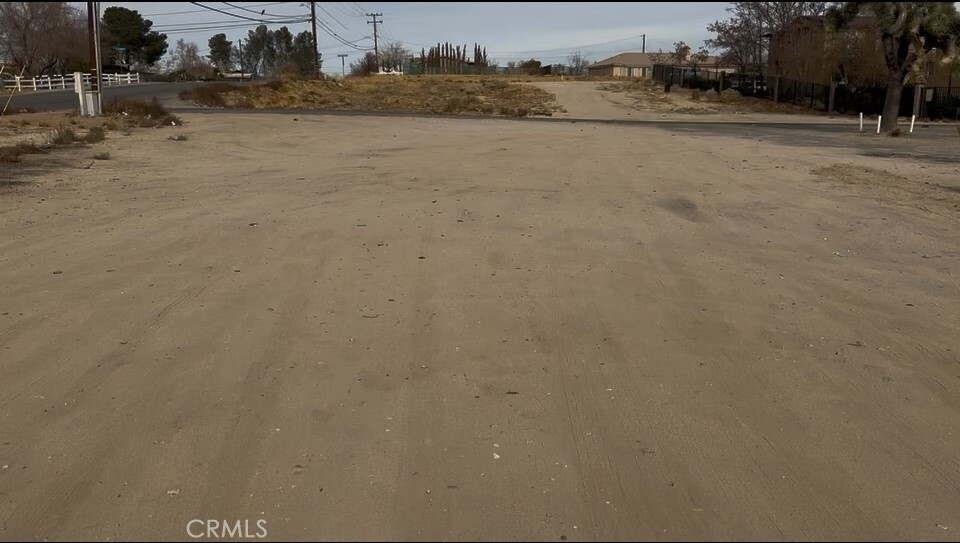15770 Mojave Drive  Victorville CA 92394 photo