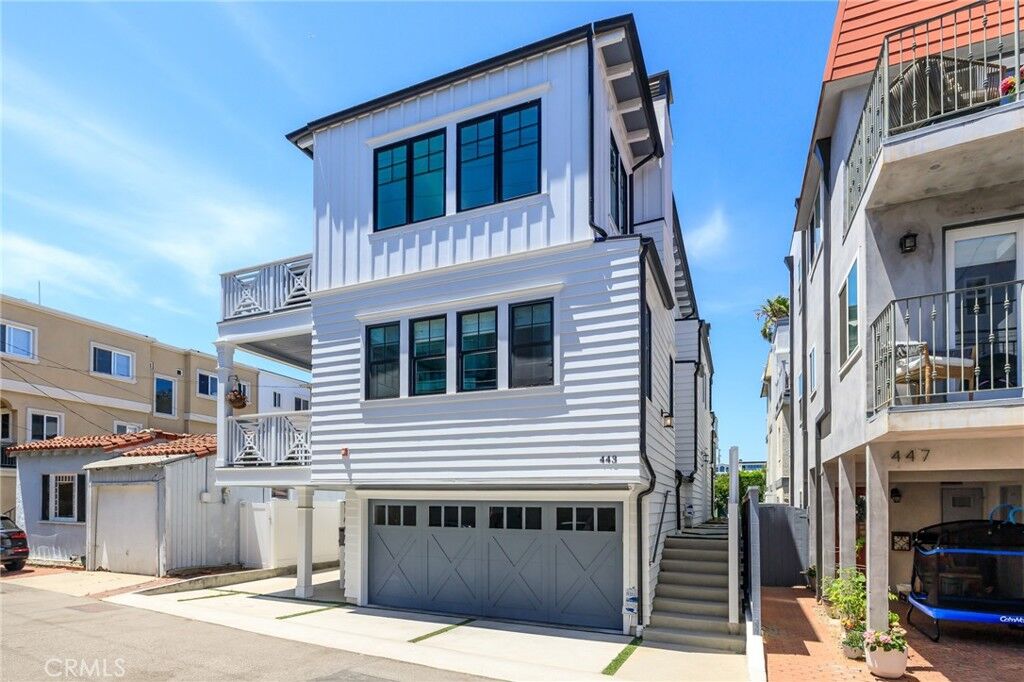Property Photo: 443 23rd Place CA 90266