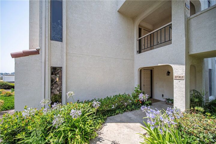 Property Photo:  27762 Arta 2  CA 92692 