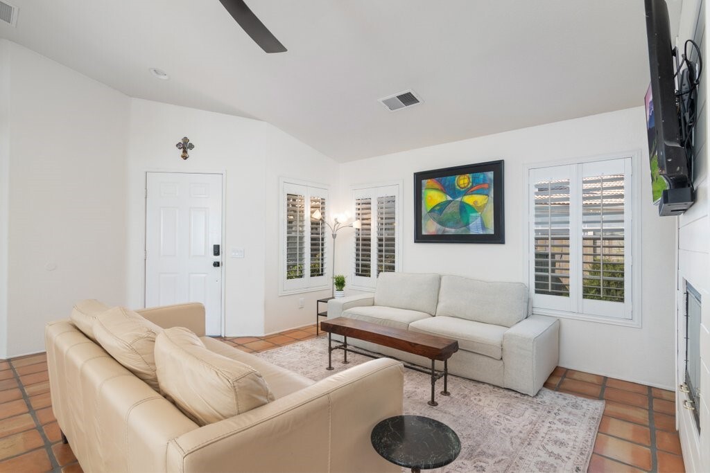 Property Photo: 23825 Corte Picante CA 92562