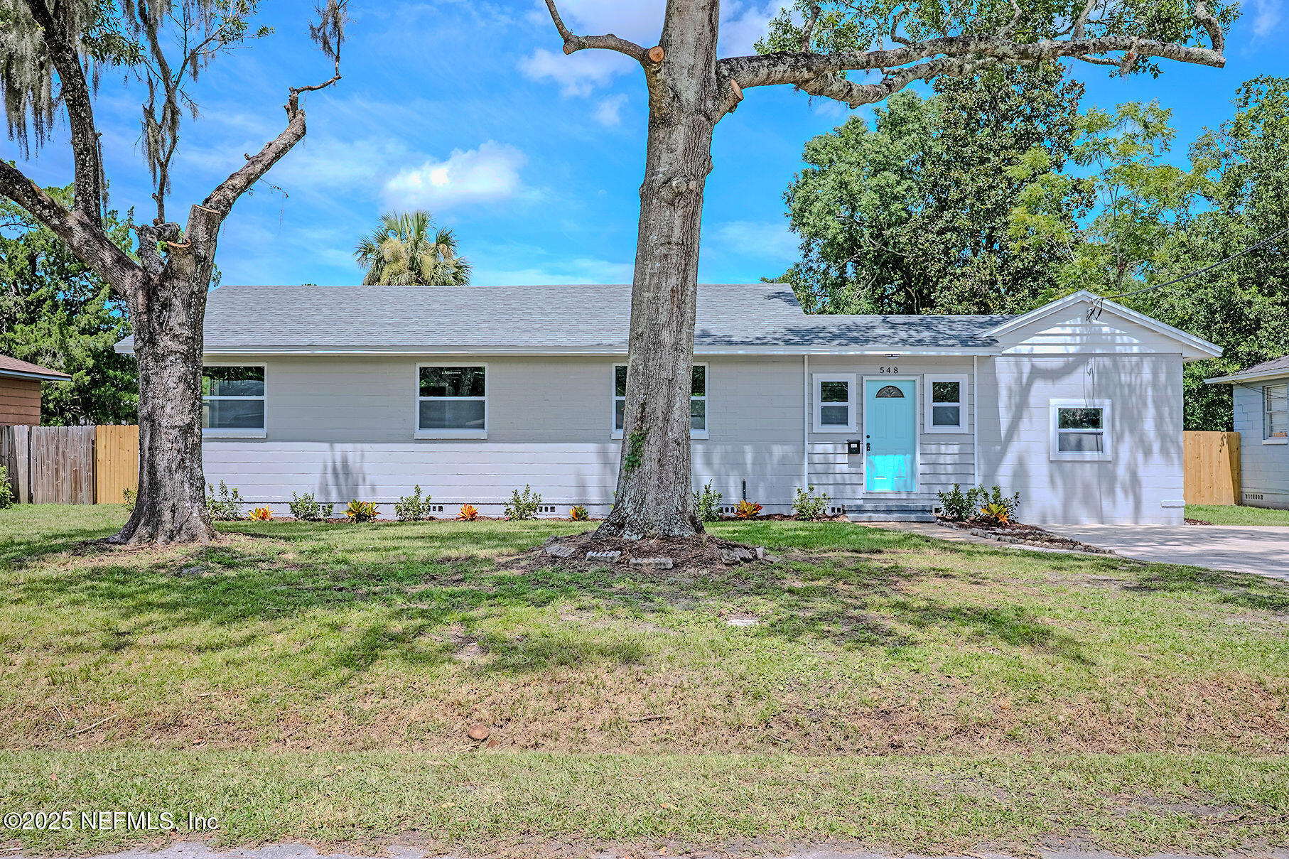 Property Photo: 548 Aiken Road FL 32216
